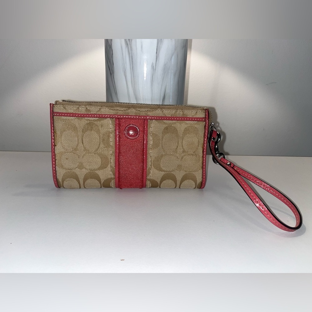 Coach Signature C Logo PEYTON pink and Broun logo wallet